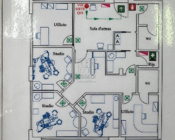 Foto Ufficio in Via Nuova di Guamo 1, Capannori Verciano - Guamo di 120 m²