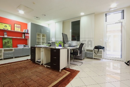 Foto Ufficio in Via Urbano Rattazzi 4, Vicenza di 150 m² in vendita
