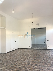 Foto Locale commerciale in Via Foce 53, Massa Mirteto di 65 m² con 2 locali