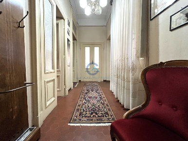 Foto Ufficio a Catanzaro San Leonardo di 140 m² con 5 locali in affitto