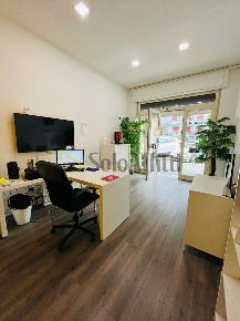 Foto Locale commerciale in Via Adige 9, Frosinone Tribunale di 36 m²