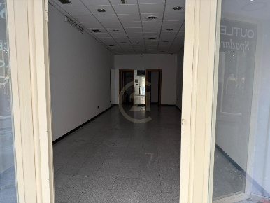 Foto Locale commerciale a Acireale Centro Storico di 65 m² con 1 locali