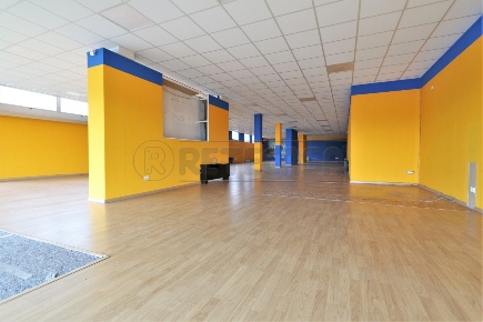 Foto Locale commerciale in Strada Padana verso Padova 64, Vicenza Stanga