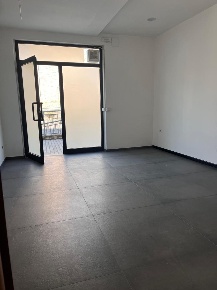 Foto Locale commerciale in Via  Ancaranese 6, Castel di Lama di 57 m²