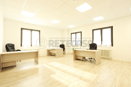 Foto Ufficio in Strada dei Molini 165, Vicenza di 78 m² in affitto