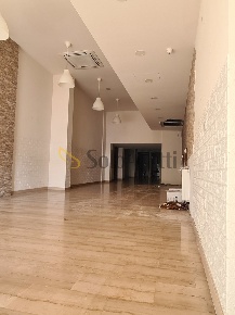 Foto Locale commerciale in Viale Pindaro, Pescara di 89 m² con 1 locali