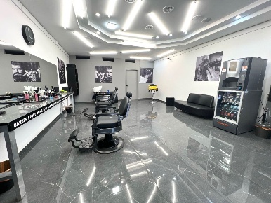 Foto Attività commerciale in Via Provinciale Capena 31, Capena di 70 m²