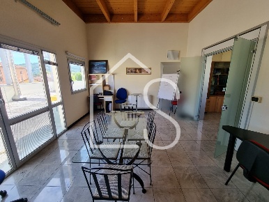 Foto Ufficio a Sasso Marconi Borgonuovo di 145 m² con 7 locali in affitto