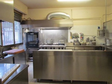 Foto Attività commerciale in Viale Giuseppe Giusti, Lucca San Concordio