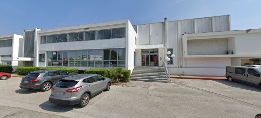 Foto Locale commerciale a Rimini Cerasolo di 2200 m² in vendita