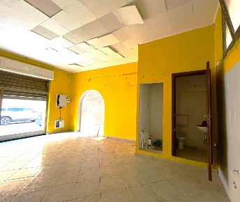 Foto Locale commerciale a Sassari Porcellana di 45 m² con 1 locali