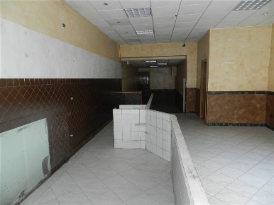 Foto Locale commerciale in Via dei Castani, Roma Centocelle di 210 m²