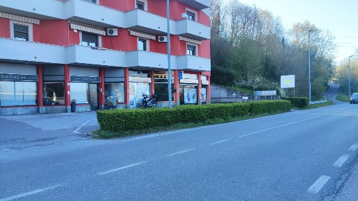 Foto Attività commerciale in VIA CANTURINA  9, Senna Comasco Faleggia
