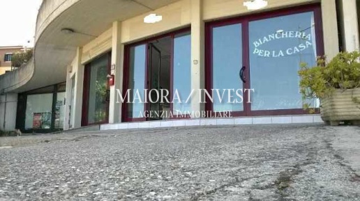 Foto Locale commerciale in via mediterraneo, Monteprandone Centro di 259 m²