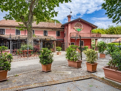 Foto Locale commerciale in Via San Lorenzo 77, Fiumicello Villa Vicentina