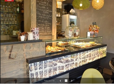 Foto Attività commerciale in Via Fillungo, Lucca di 24 m² con 1 locali
