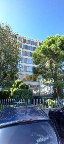 Foto Ufficio in corso lombardia, San Mauro Torinese di 70 m² con 4 locali