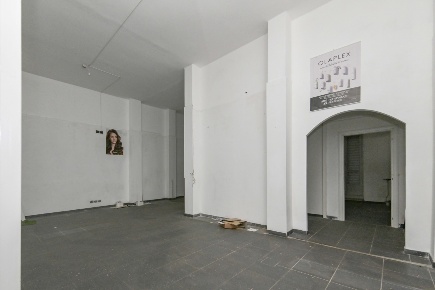 Foto Locale commerciale in via emanuel 22, Torino Santa Rita di 90 m²