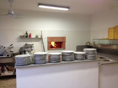 Foto Attività commerciale in Via Pisana 709, Lucca Sant'Anna di 70 m²