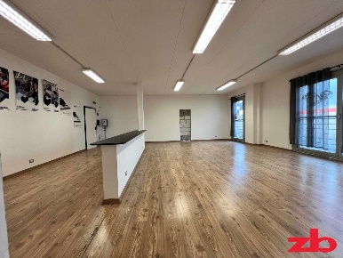 Foto Ufficio in Via Giuseppe Morasso, Genova Bolzaneto di 180 m² in vendita