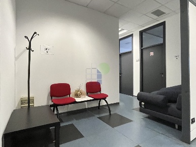 Foto Ufficio in Via Antonio Meucci 10, Livorno Coteto di 50 m² con 3 locali