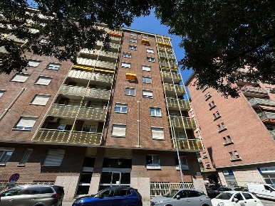 Foto Ufficio in Corso Giambone 63, Torino Lingotto di 200 m² con 8 locali