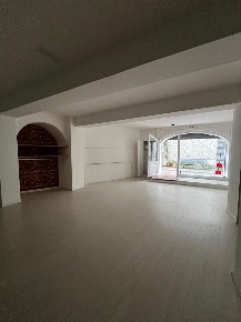 Foto Locale commerciale a Aulla di 90 m² con 1 locali in affitto