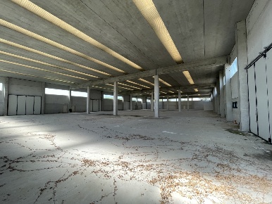 Foto Magazzino in Via delle Barazzine 9, Pieve Porto Morone Viale Industria