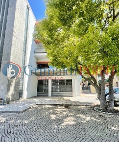 Foto Locale commerciale in Via Taranto 179, Lecce Borgo Pace di 67 m²