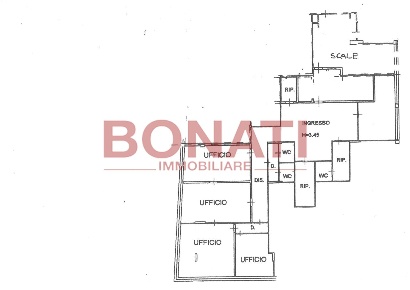 Foto Ufficio a Massa Centro di 241 m² con 6 locali in vendita