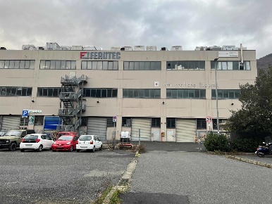 Foto Magazzino in Via Geirato 110L, Genova Molassana di 210 m² con 1 locali