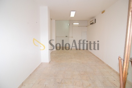 Foto Locale commerciale a Livorno Coteto di 40 m² con 1 locali in affitto