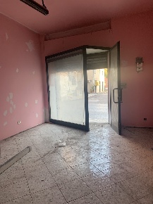 Foto Locale commerciale in Via Salaria 272, Castel di Lama di 33 m²