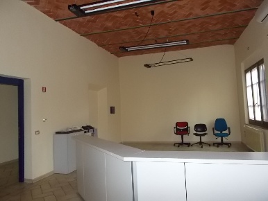 Foto Ufficio a Pistoia Centro Storico di 300 m² con 8 locali in affitto
