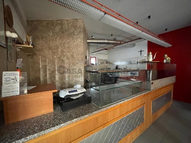 Foto Attività commerciale a Treviolo di 60 m² con 1 locali in vendita