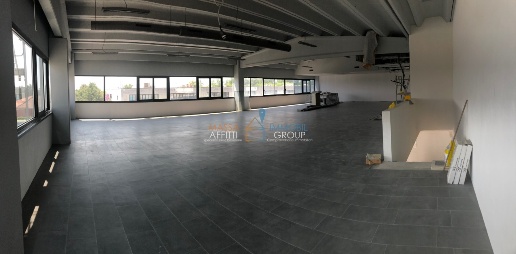 Foto Ufficio in Via Piombara 14, Carrara Avenza di 470 m² con 2 locali