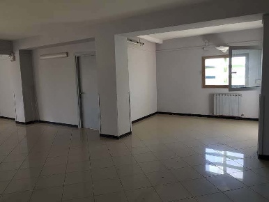 Foto Ufficio in Via Pesciatina, Capannori Lammari - Lunata di 180 m²