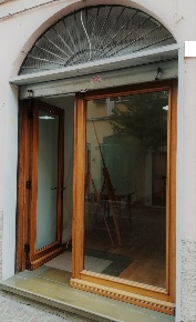 Foto Locale commerciale a Sarzana Centro di 54 m² con 1 locali in vendita