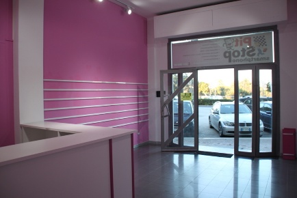 Foto Locale commerciale in SCALA GRECA 79, Siracusa di 50 m² con 2 locali