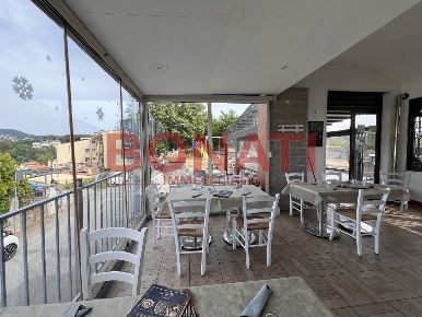 Foto Attività commerciale a La Spezia Colli di 100 m² con 2 locali