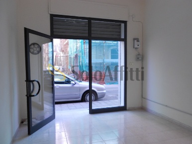 Foto Locale commerciale a Catanzaro Centro Storico di 20 m² con 1 locali