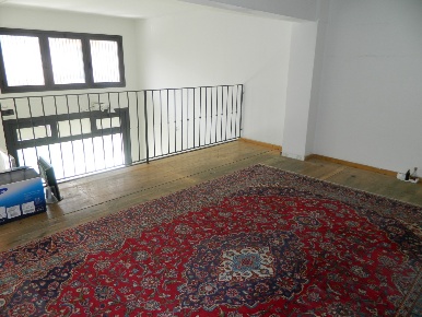 Foto Locale commerciale a Carrara Marina di Carrara di 85 m² con 2 locali