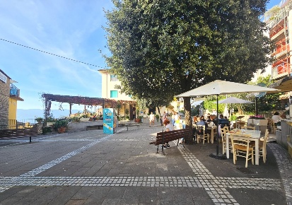 Foto Locale commerciale in Località Fiascherino 7, Lerici La Serra, Tellaro