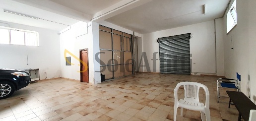 Foto Magazzino a Catanzaro Catanzaro Lido di 160 m² con 2 locali in affitto