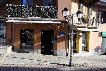 Foto Locale commerciale in VIA DANTE ALIGHIERI 3, Settimo Torinese