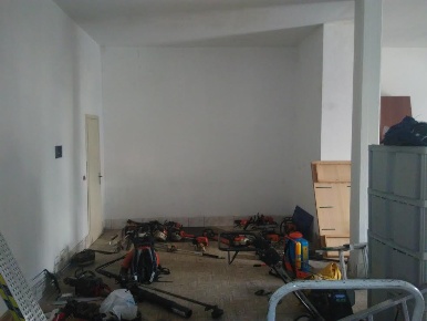 Foto Locale commerciale a Luni Luni Mare di 70 m² con 1 locali in affitto