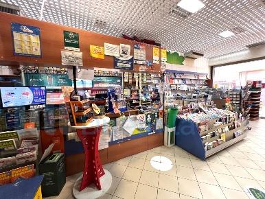 Foto Attività commerciale a Faenza di 35 m² con 2 locali in vendita