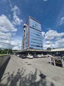 Foto Locale commerciale in Via Orzinuovi 20, Brescia Chiesanuova di 500 m²