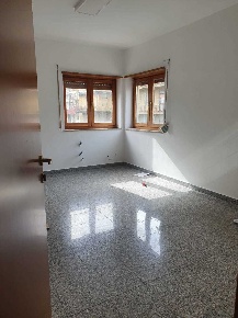 Foto Ufficio in Via Sant'Anna II Tronco 18/i, Reggio di Calabria di 200 m²