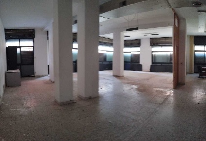 Foto Locale commerciale a Siracusa di 489 m² in vendita